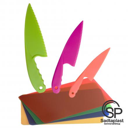طرق تعبئة و شحن سكين بلاستيك ملونة إلى البلاد الآسيوية